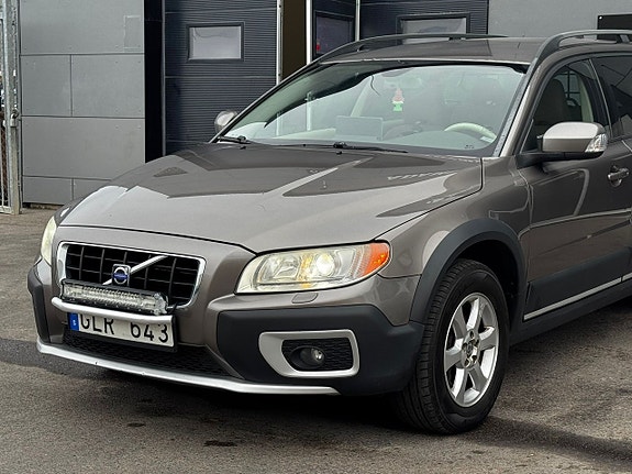 Volvo XC70 4 of 5