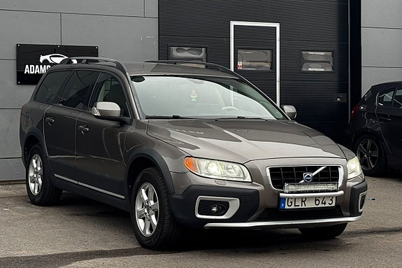 Volvo XC70 3 of 5