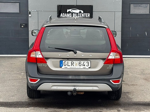 Volvo XC70 7 of 17