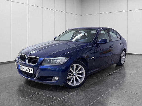 BMW 318d 8 of 18