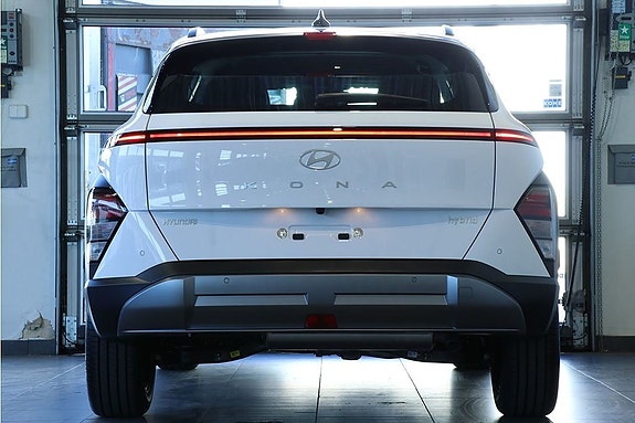 Hyundai Kona 5 of 5