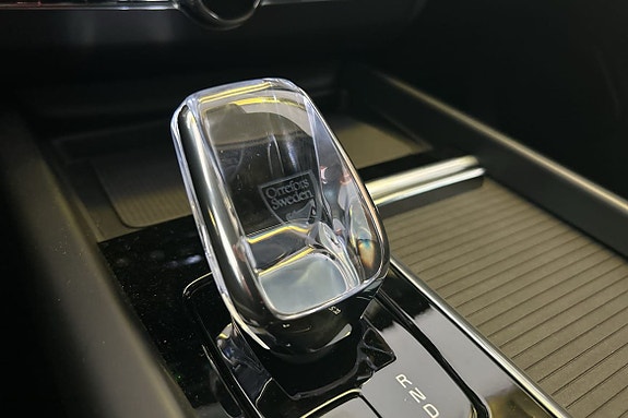 Volvo XC60 23 of 27