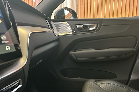 Volvo XC60 20 of 27