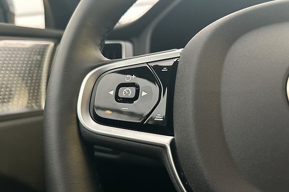 Volvo XC60 22 of 27