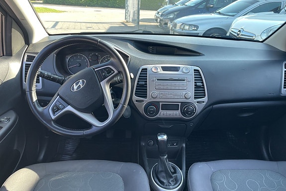 Hyundai i20 8 of 11