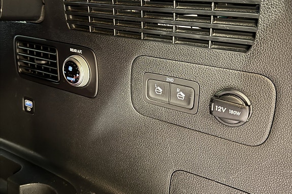 Hyundai Santa Fe 6 of 17