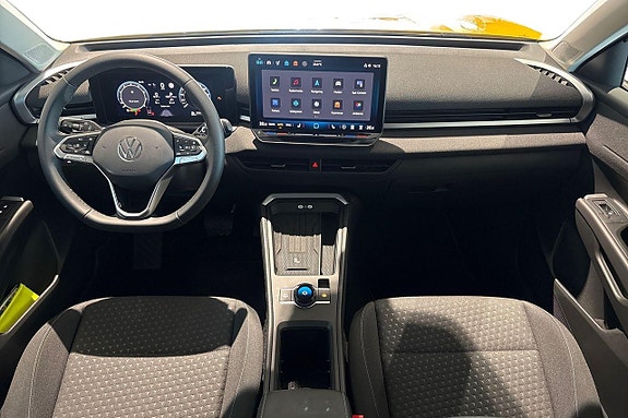 Volkswagen T-Roc 10 of 22