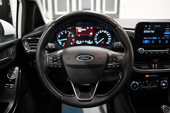 Ford Fiesta 10 of 19