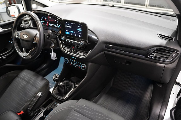Ford Fiesta 8 of 19