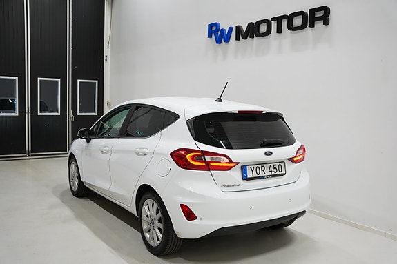 Ford Fiesta 4 of 19