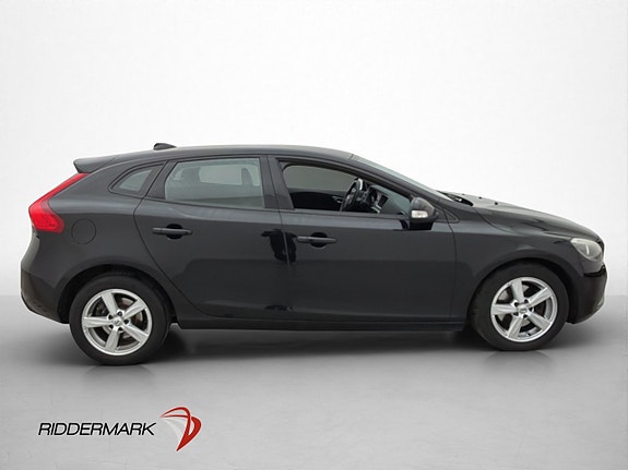 Volvo V40 9 of 30