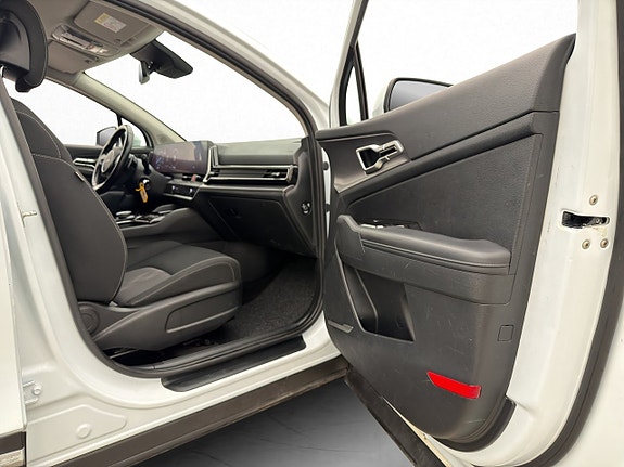 Kia Sportage 27 of 30