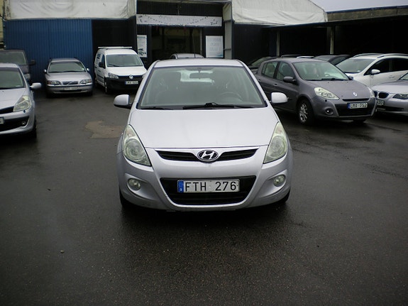 Hyundai i20 3 of 5