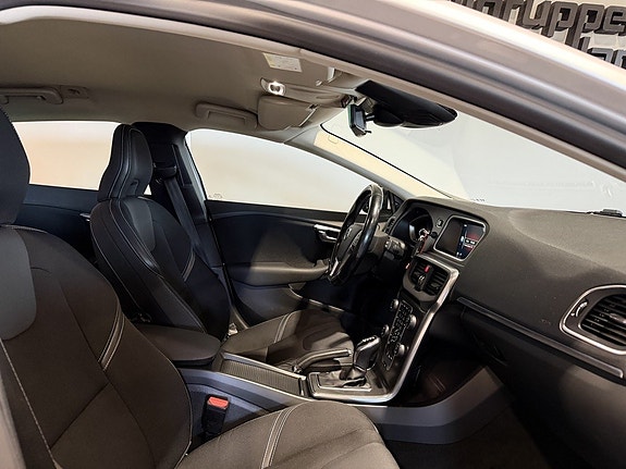 Volvo V40 18 of 30