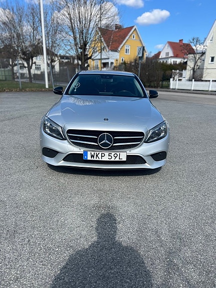 Mercedes-Benz C220 d 3 of 5