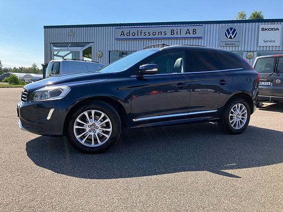 Volvo XC60 4 of 5