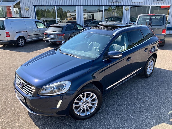 Volvo XC60 3 of 5