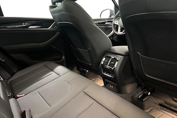BMW X3 7 of 18