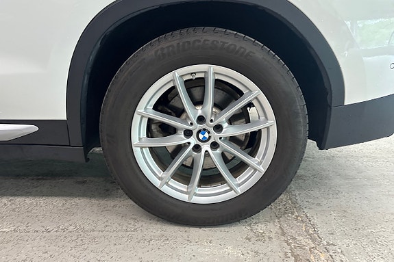 BMW X3 15 of 18