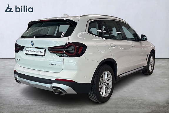 BMW X3 17 of 18