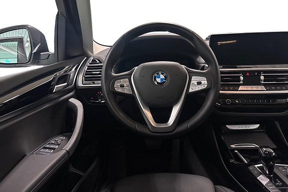 BMW X3 9 of 18