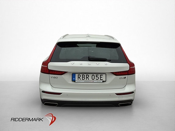 Volvo V60 Cross Country 6 of 30