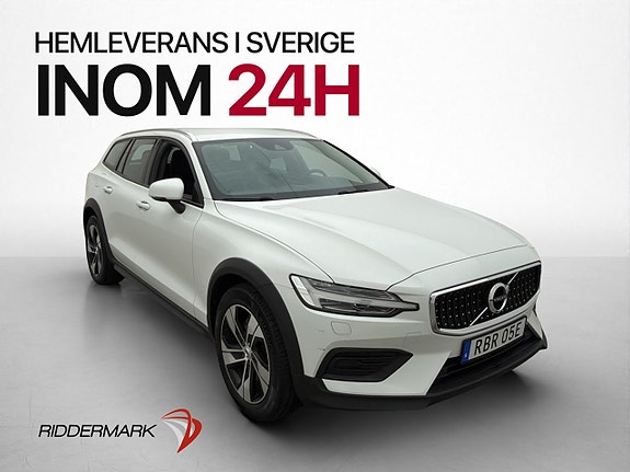 Volvo V60 Cross Country 3 of 30