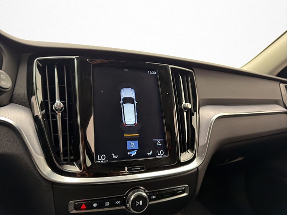 Volvo V60 Cross Country 15 of 30