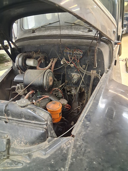 Volvo PV 2 of 4