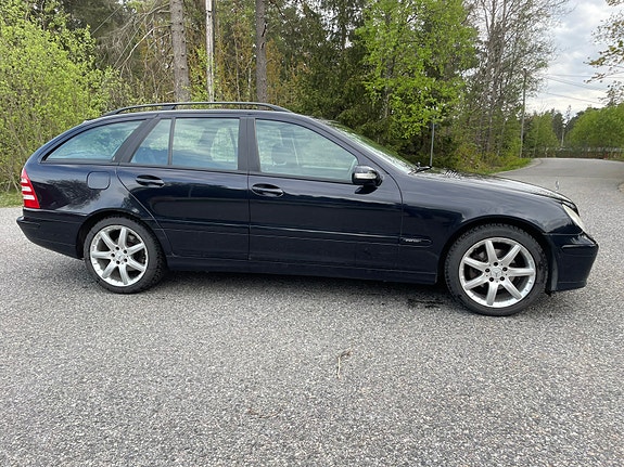 Mercedes-Benz C180 5 of 5