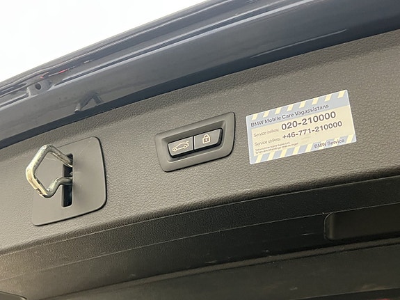 BMW 225xe 30 of 30