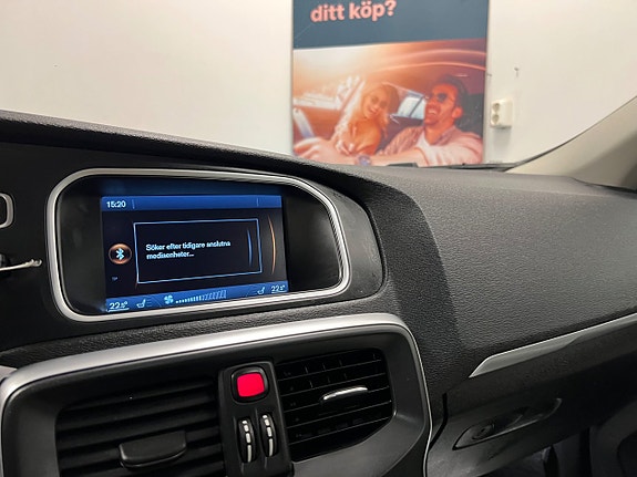 Volvo V40 20 of 27
