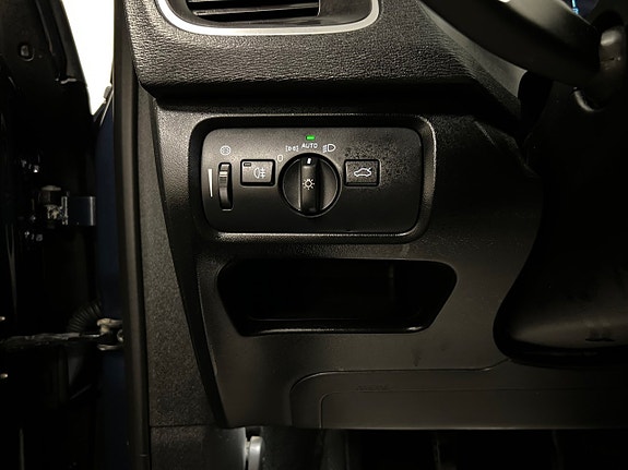 Volvo V40 24 of 27