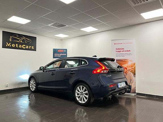 Volvo V40 4 of 27