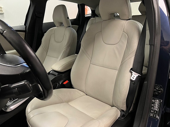 Volvo V40 9 of 27