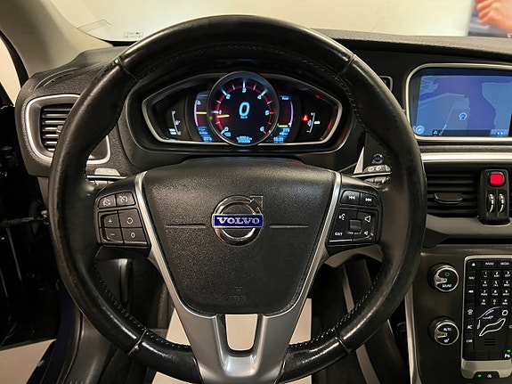 Volvo V40 22 of 27