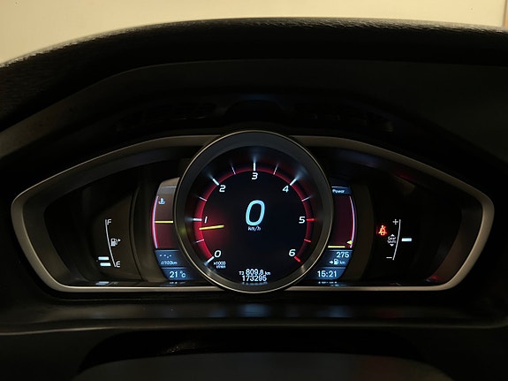 Volvo V40 26 of 27