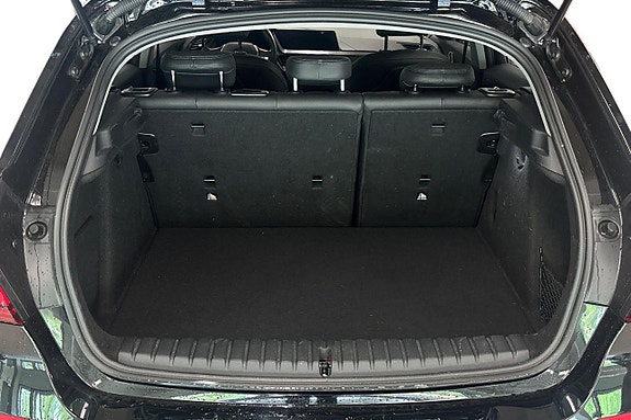 BMW 118i 10 of 17