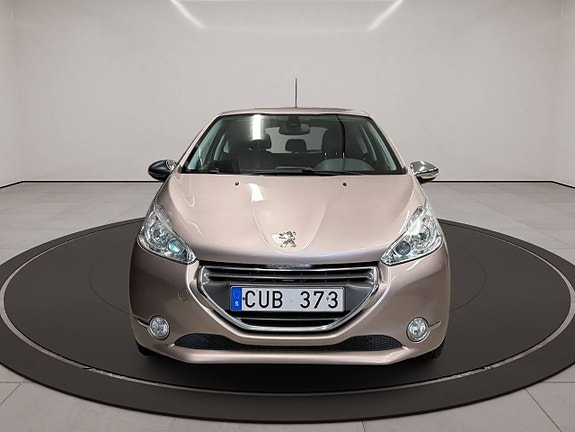 Peugeot 208 5 of 25
