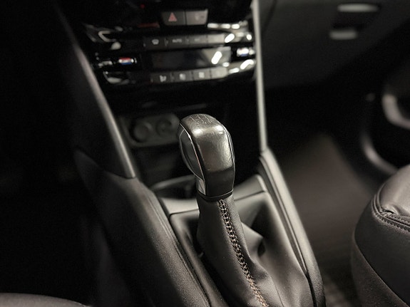 Peugeot 208 17 of 25