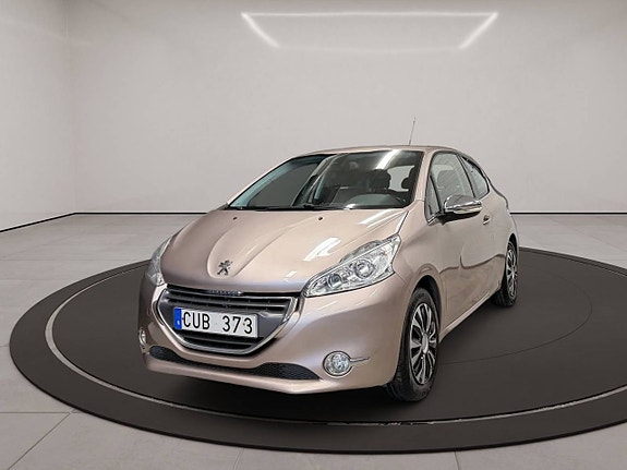 Peugeot 208 4 of 25