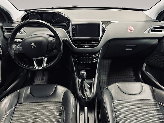 Peugeot 208 14 of 25