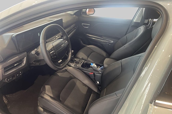 Kia K4 11 of 17