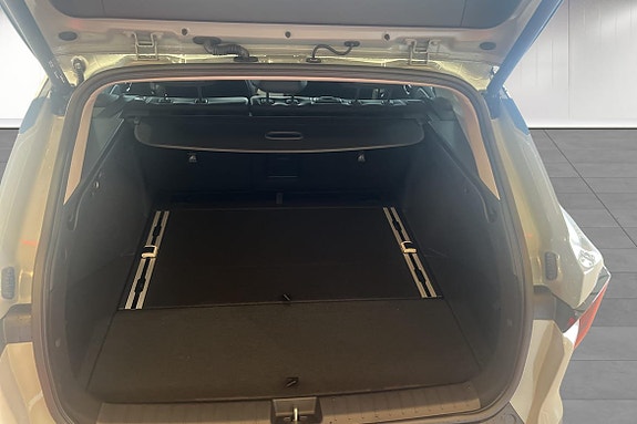Kia K4 17 of 17