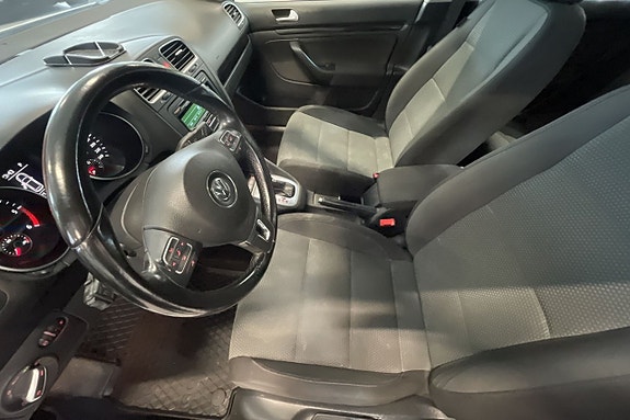 Volkswagen Golf VI 7 of 12