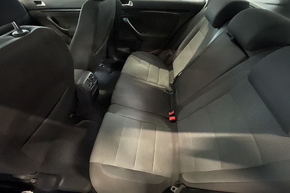 Volkswagen Golf VI 9 of 12