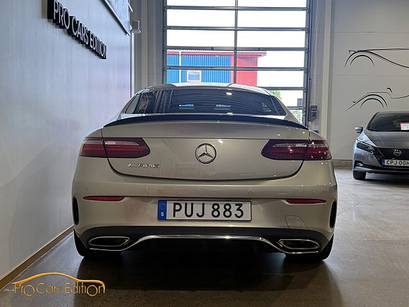 Mercedes-Benz E400 5 of 5