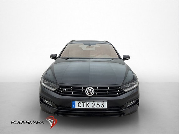 Volkswagen Passat 2 of 5