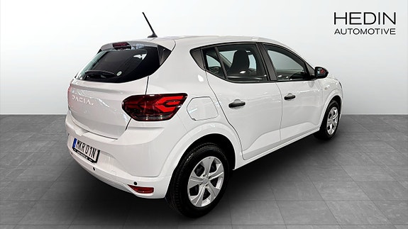 Dacia Sandero 3 of 5