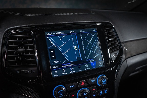 Jeep Grand Cherokee 26 of 30